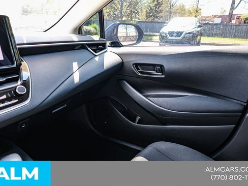 Used 2024 Toyota Corolla LE FWD image 38