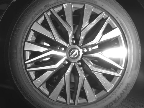 Used 2025 Nissan Altima 2.5 SV image 12