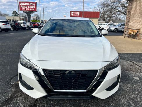 Used 2023 Nissan Sentra SV w/ SV Premium Package image 3