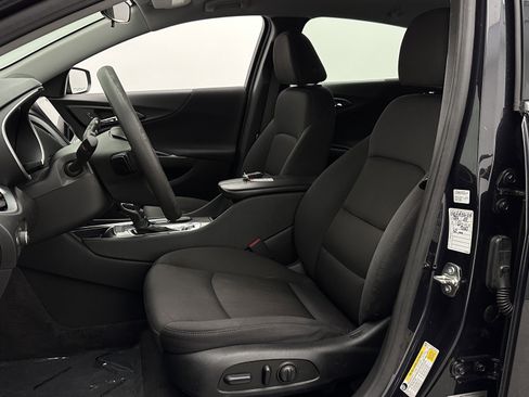Used 2023 Chevrolet Malibu LT FWD image 13
