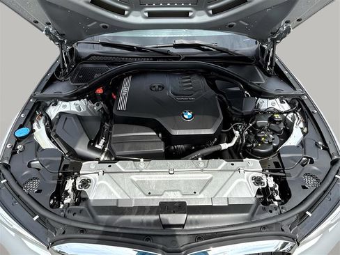 Used 2019 BMW 330i Sedan image 10