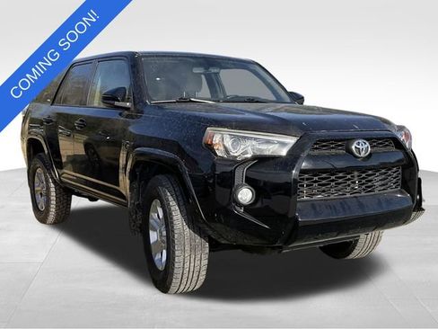 Used 2014 Toyota 4Runner SR5 image 1