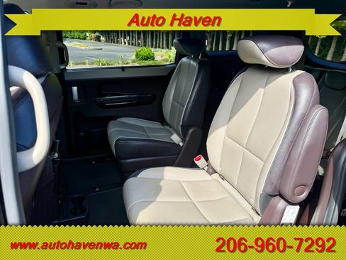 Used 2016 Kia Sedona SX Limited FWD image 10