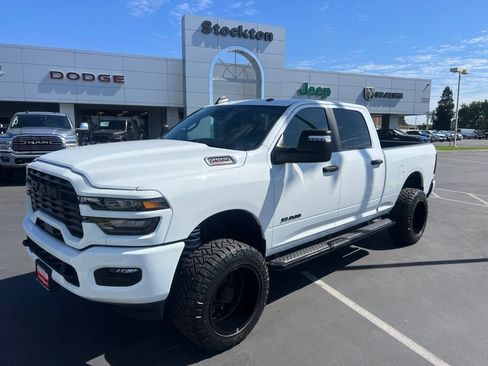 Used 2025 RAM 2500 Big Horn AWD/4WD image 50