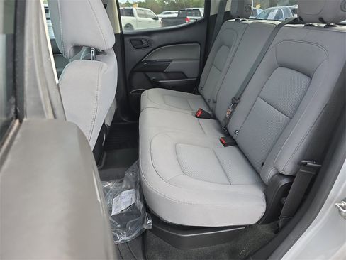 Used 2018 Chevrolet Colorado W/T w/ WT Convenience Package image 33