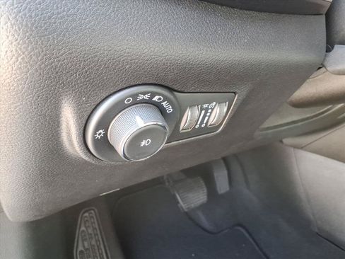 Used 2025 Jeep Compass Limited AWD/4WD image 22