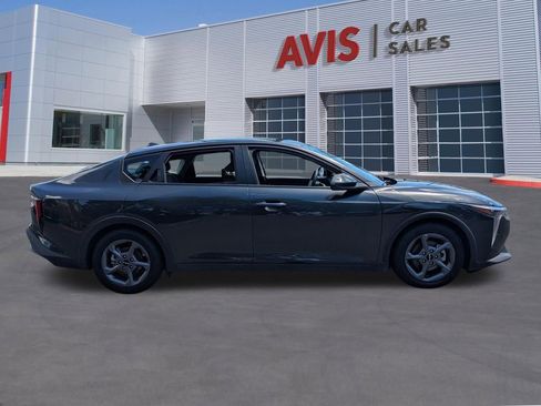 Used 2025 Kia K4 FWD image 5