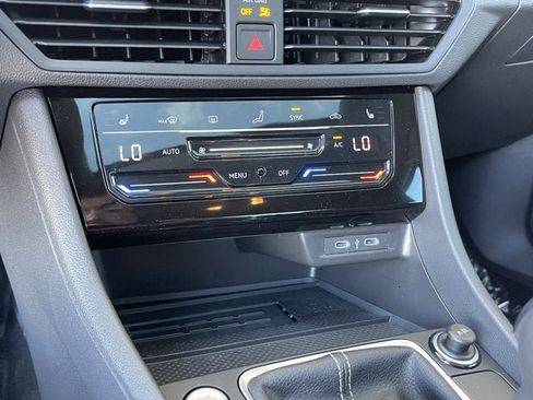 New 2025 Volkswagen Jetta SE image 23