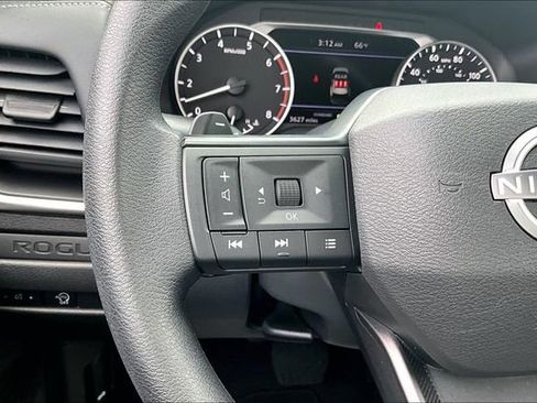 Certified 2025 Nissan Rogue S FWD image 10