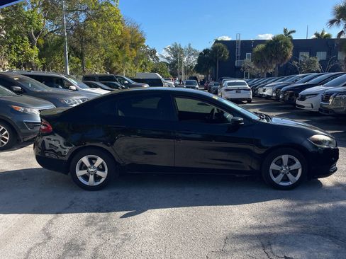 Used 2016 Dodge Dart SXT image 8