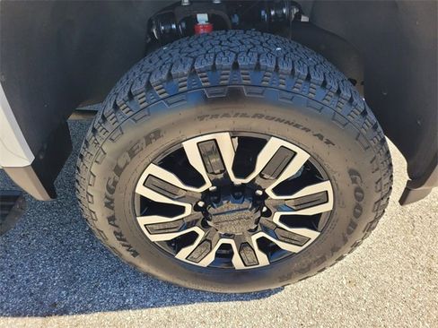 Used 2024 GMC Sierra 2500 Denali Ultimate w/ Max Trailering Package image 21