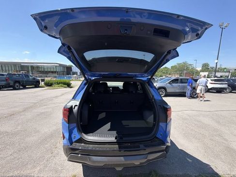 New 2026 GMC Terrain AT4 w/ Technology Package II AWD/4WD image 19