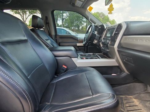 Used 2019 Ford F250 Lariat AWD/4WD image 4