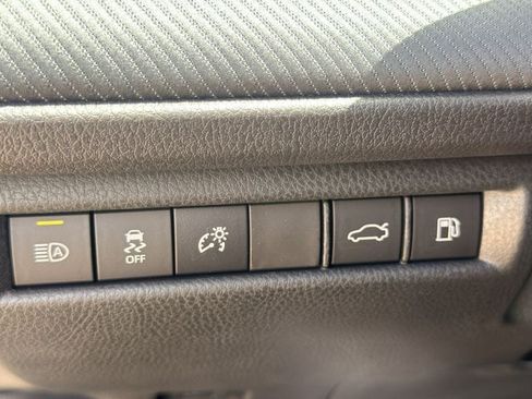 Used 2026 Toyota Camry SE FWD image 23