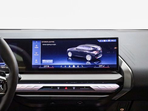 Used 2026 BMW X3 xDrive30 w/ Premium Package image 15