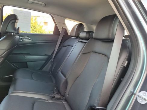Certified 2024 Kia Sportage EX FWD image 15
