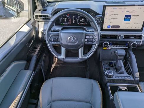 Used 2025 Toyota 4Runner Trailhunter image 16