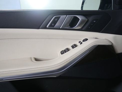 Used 2022 BMW X5 sDrive40i RWD image 8