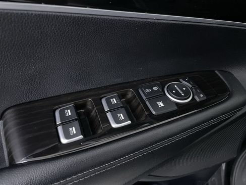 Used 2020 Kia Sorento LX AWD/4WD image 3