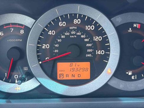 Used 2011 Toyota RAV4 Limited image 15