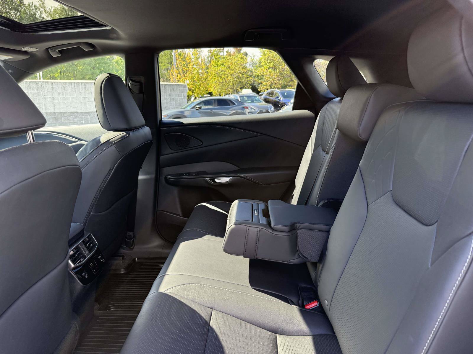 Used 2023 Lexus RX 350 Premium Plus w/ Accessory Package AWD/4WD image 17