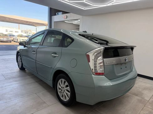 Used 2012 Toyota Prius Prime Plug-In Hybrid FWD image 4