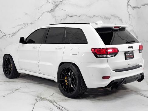 Used 2018 Jeep Grand Cherokee Trackhawk AWD/4WD image 11