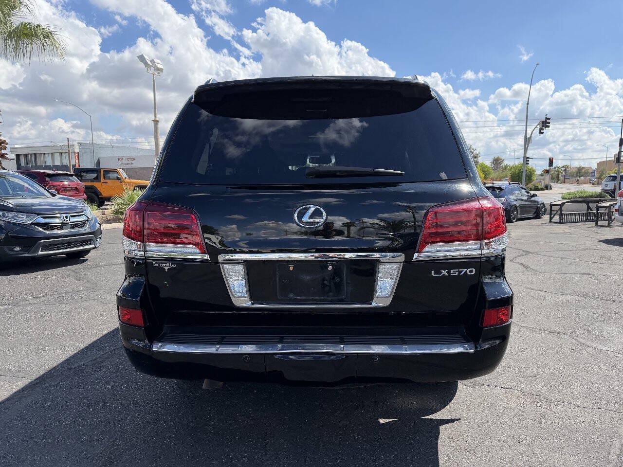 Used 2014 Lexus LX 570 4WD image 7