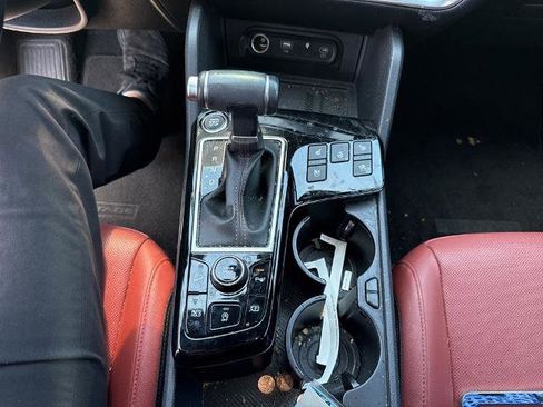 Used 2024 Kia Sportage SX FWD image 9