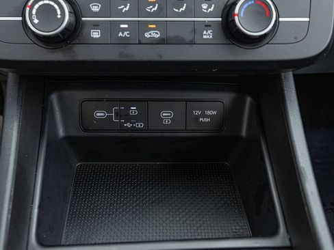 Certified 2026 Hyundai Tucson SE FWD image 19