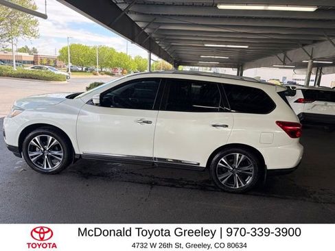 Used 2020 Nissan Pathfinder Platinum AWD/4WD image 15