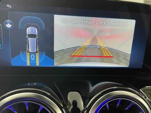 New 2026 Mercedes-Benz GLB 250 image 22