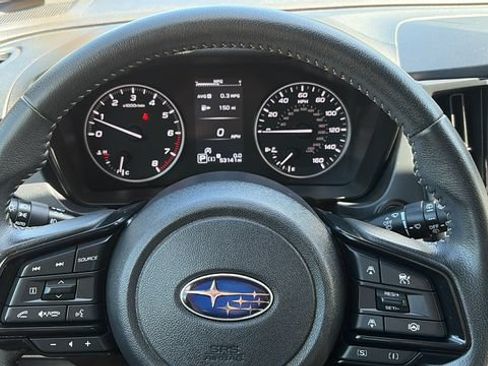 Used 2025 Subaru Forester Premium AWD/4WD image 27