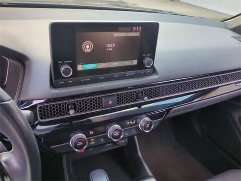 Used 2023 Honda Civic Sport image 29