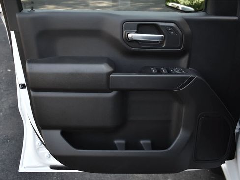 New 2026 Chevrolet Silverado 1500 Custom w/ Turbomax Blackout Package AWD/4WD image 20