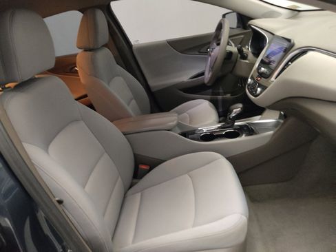 Used 2021 Chevrolet Malibu LT image 21