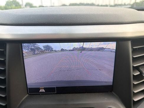 Used 2022 GMC Acadia SLT w/ Elevation Edition FWD image 22