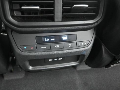 Certified 2025 Honda Pilot EX-L image 13