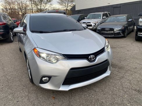 Used 2014 Toyota Corolla LE image 3