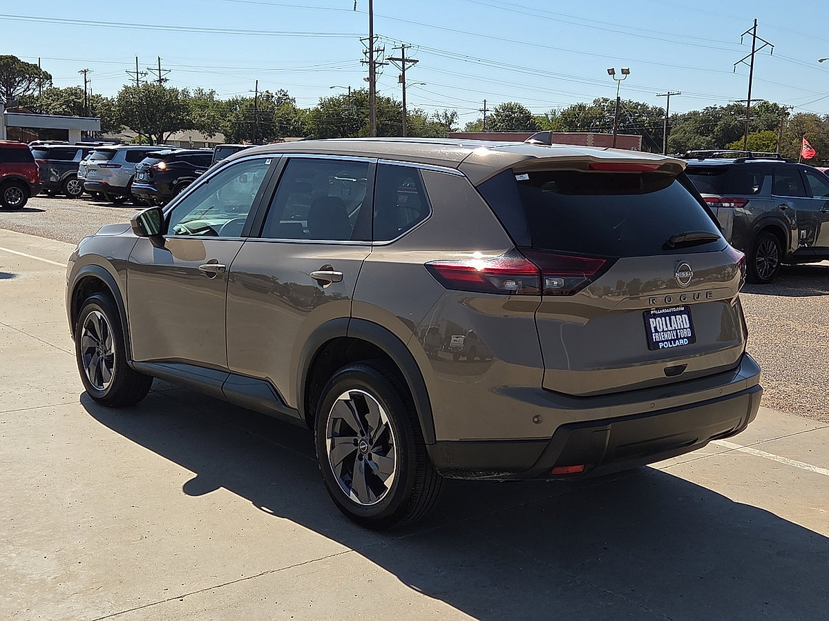 Used 2025 Nissan Rogue SV FWD image 3