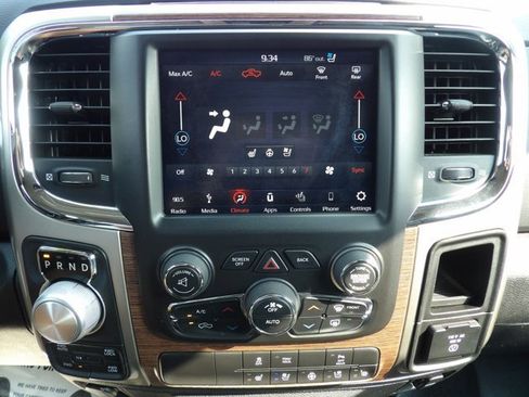 Used 2018 RAM 1500 Laramie AWD/4WD image 20