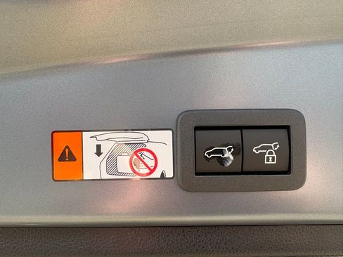 New 2026 Toyota Corolla Cross XLE w/ Convenience Package image 16