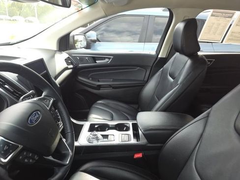 Used 2022 Ford Edge Titanium AWD/4WD image 15