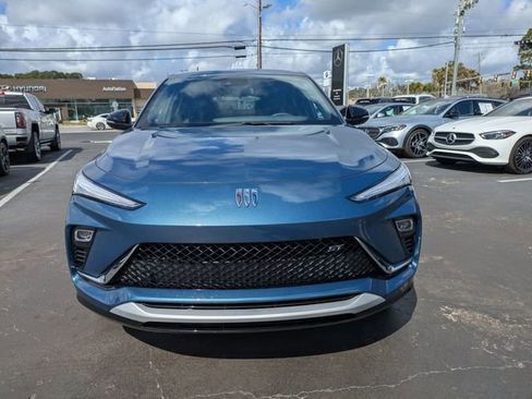 Used 2024 Buick Envista Sport Touring image 9