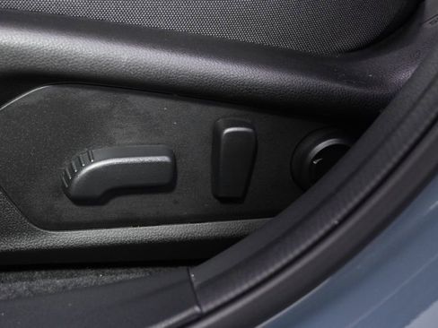 Used 2024 Subaru Crosstrek 2.0i Premium AWD/4WD image 14