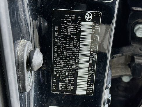 Used 2024 Toyota Corolla LE image 12