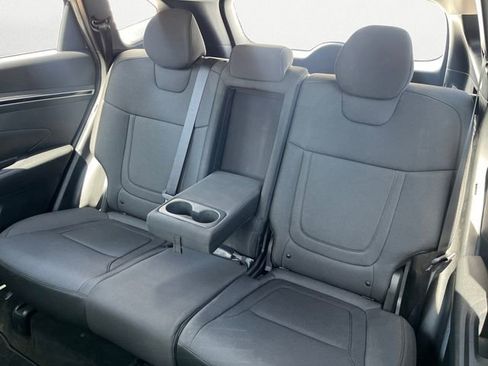 Certified 2023 Hyundai Tucson SE image 14