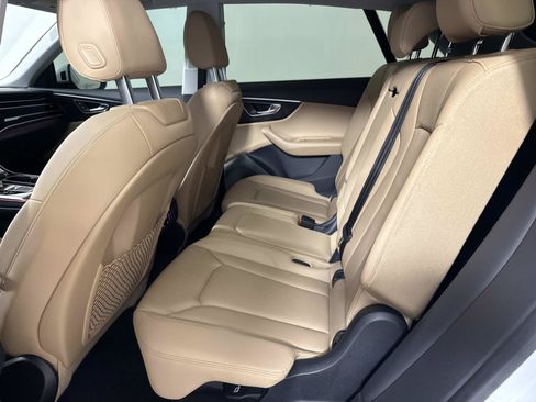 Used 2021 Audi Q8 Premium Plus w/ Premium Plus Package AWD/4WD image 13