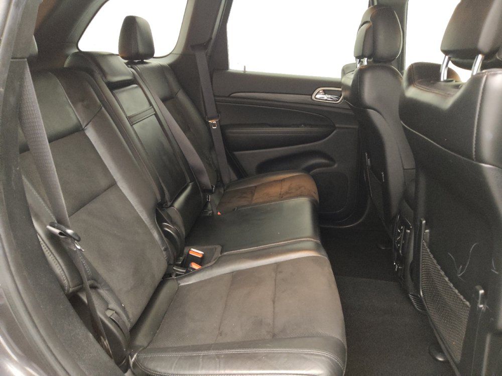 Used 2020 Jeep Grand Cherokee Altitude AWD/4WD image 19