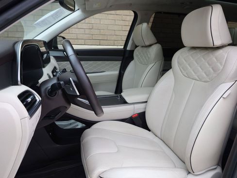 Used 2020 Hyundai Palisade Limited FWD image 19